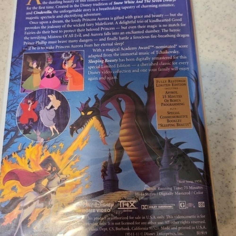 Walt Disney Sleeping Beauty VHS - Picture 2 of 6